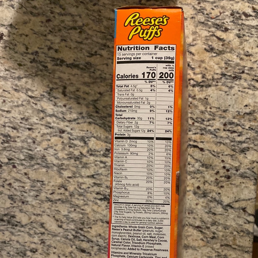 Travis Scott X Reese’s Puff - Picture 2 of 4